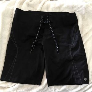 LULU LEMON BOARD SHORTS